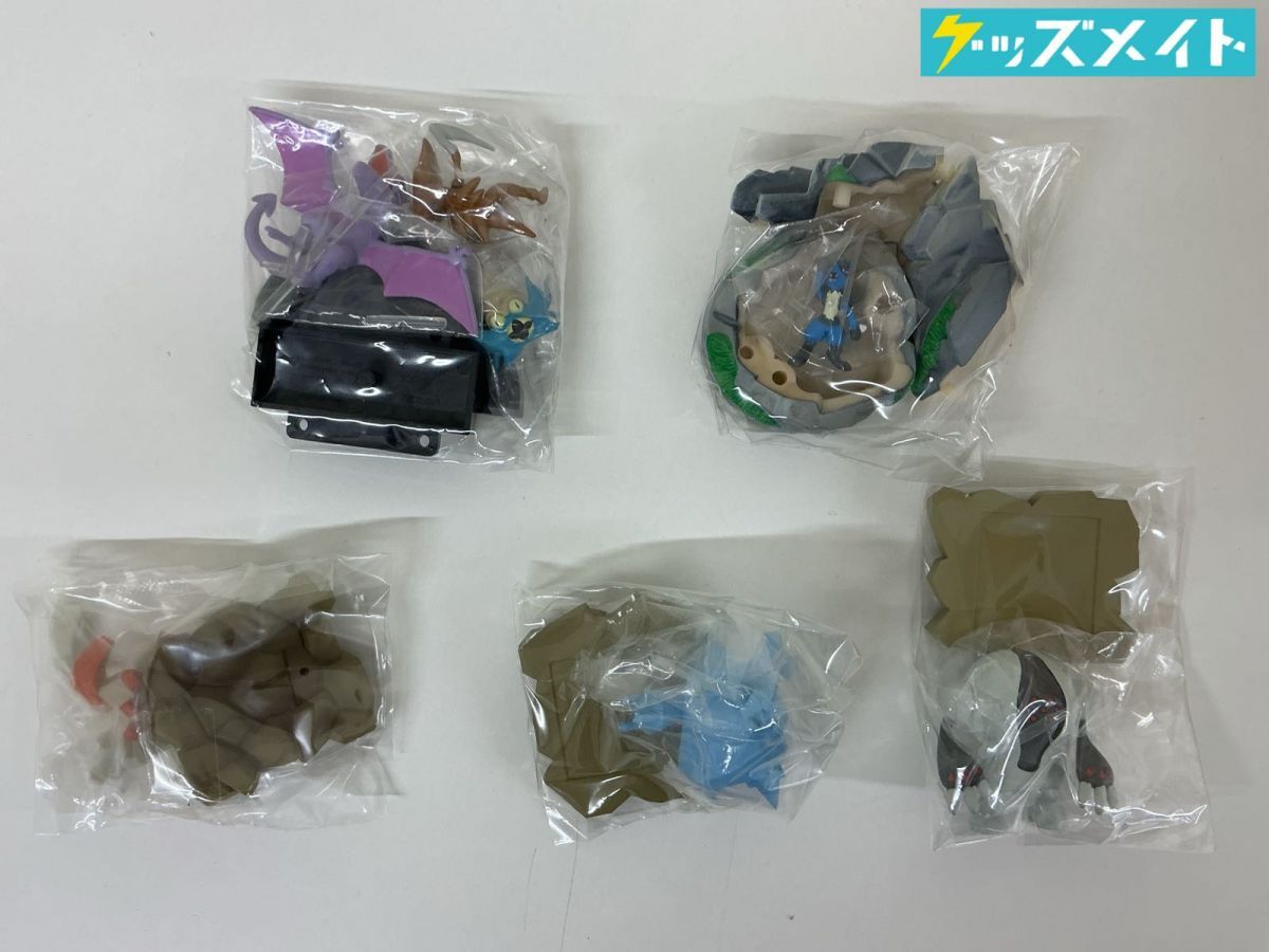新品】タカラトミー 立体ポケモン図鑑 アルセウスSPECIAL あくタイプの
