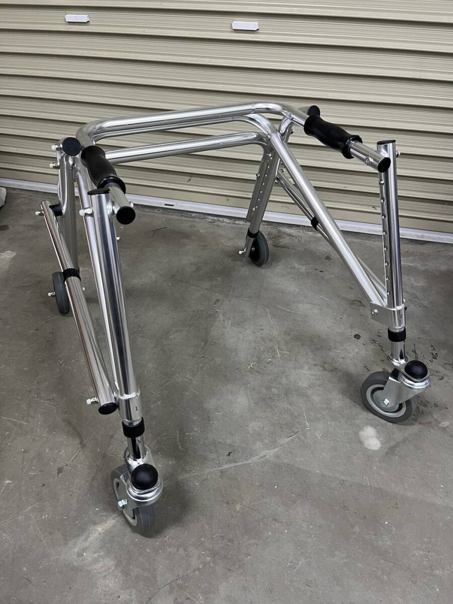 中古】① KAYE PRODUCTS PCW 子供用 歩行器 アメリカ製 イスなし 歩行