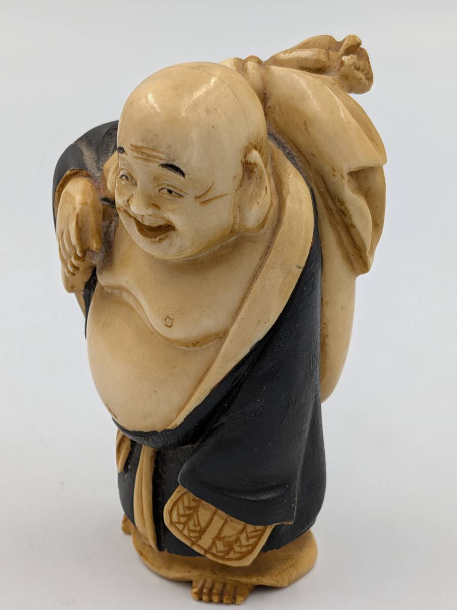 26-1）本象牙 布袋様 東洋 彫刻 置物 布袋尊 象牙 (銘:松山) 重さ:79g