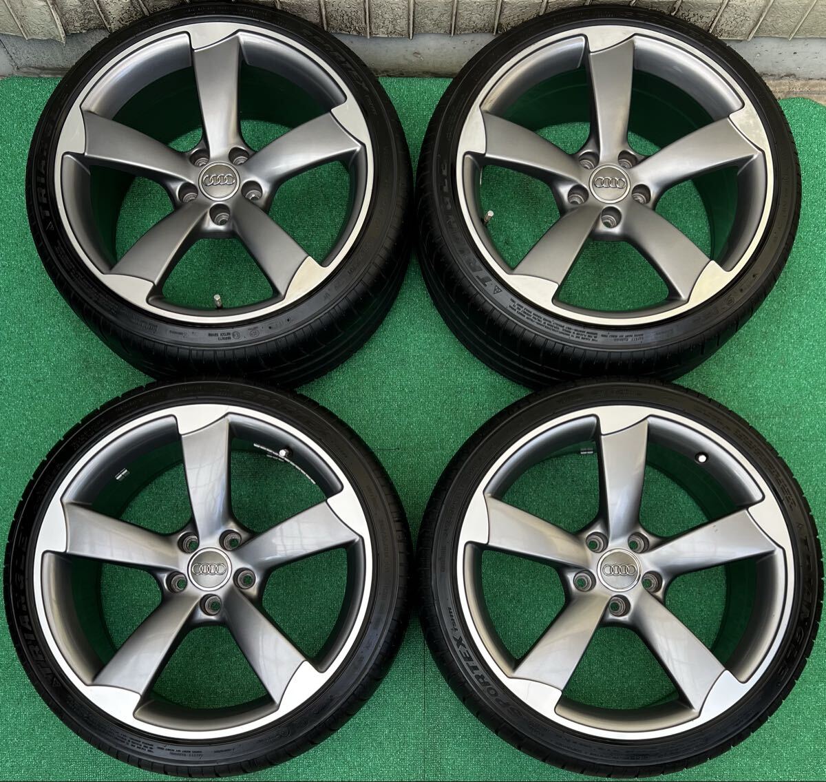 新品】超希少！ クマ RONAL URS くまさんホイール新品未使用 5.5J×14