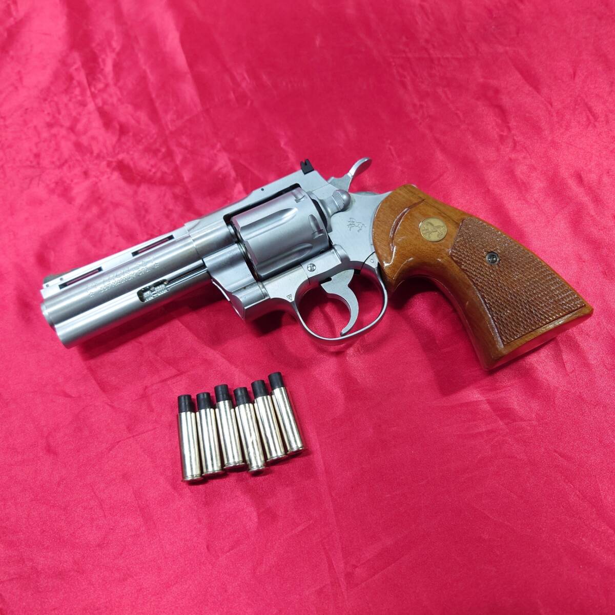 コクサイ 『コルト・パイソン .357MAGNUM』 ガスリボルバー ABS