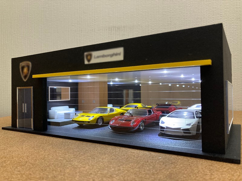 未使用】ミニカー専用ジオラマ：1/64 世田谷ベースタイプガレージ