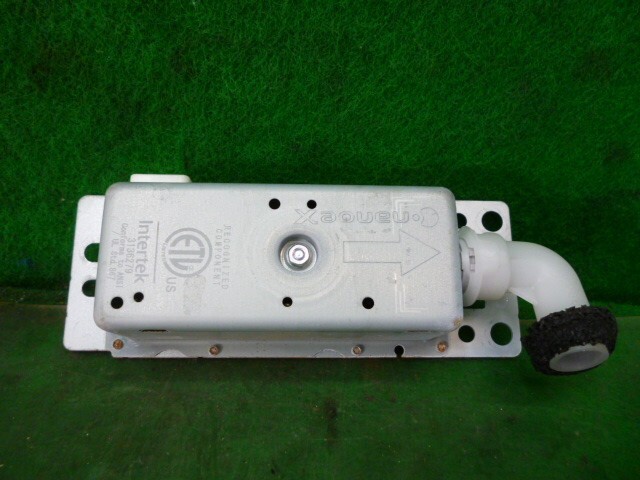 アクア NHP10 イオンジェネレーター 純正品番88051-52020 EB10101067の