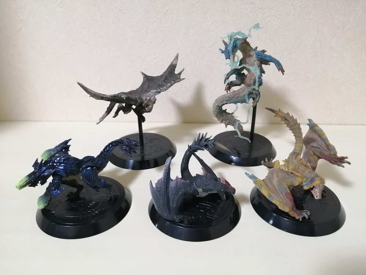新品】カプコンフィギュアコレクション 西村キヌ ジン・サオトメの落札 