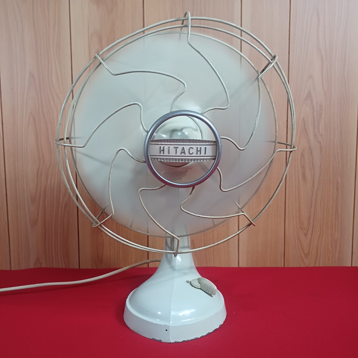 ♦︎動作品日立（HITACHI）昭和レトロ 卓上扇風機 A.C. DESK FAN M 昭和レトロ HITACHI 日立 A.C. DESK FAN 扇風機 35㎝の落札情報詳細