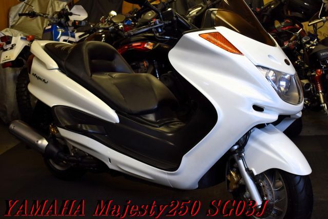☆YAMAHA＊マジェスティ125＊エアロ＊バーハン＊ローダウン＊スーパー