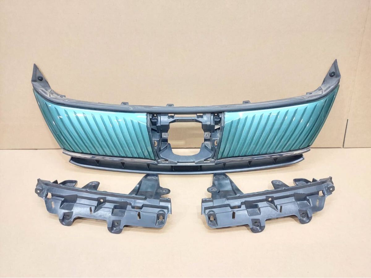新品】新品 60 ハリアー フロントグリル ソナー穴あり 53112-48340