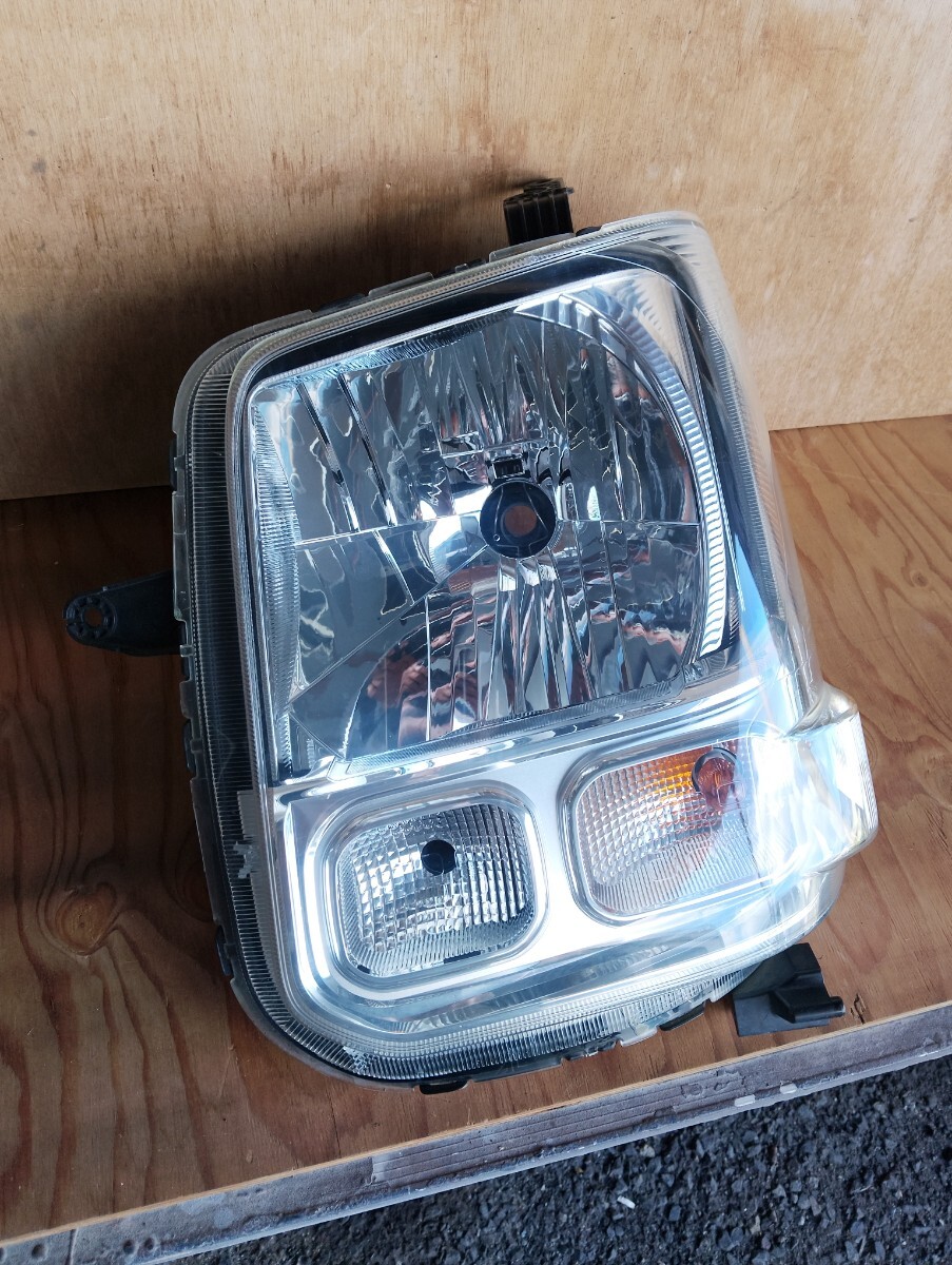 良品 スズキ エブリィ ワゴン DA17W 純正 HID 左ヘッドライト