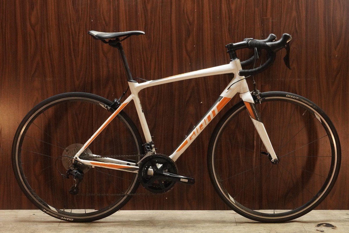 GIANT ジャイアント CONTEND2 ロードバイク SHIMANO claris R2000系