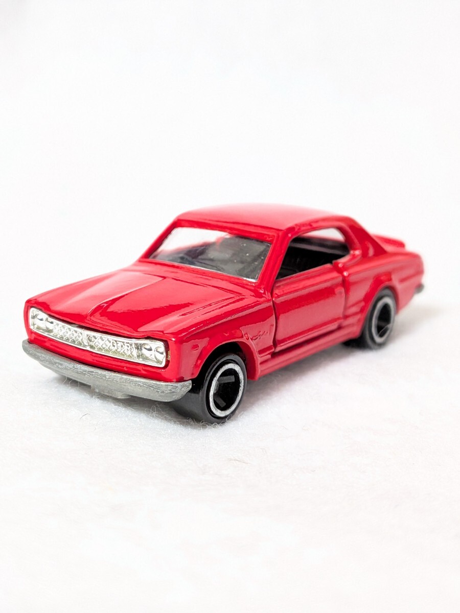トミカ 黒箱 No.21 ニッサン スカイライン2000GT 銀 レストア車？の