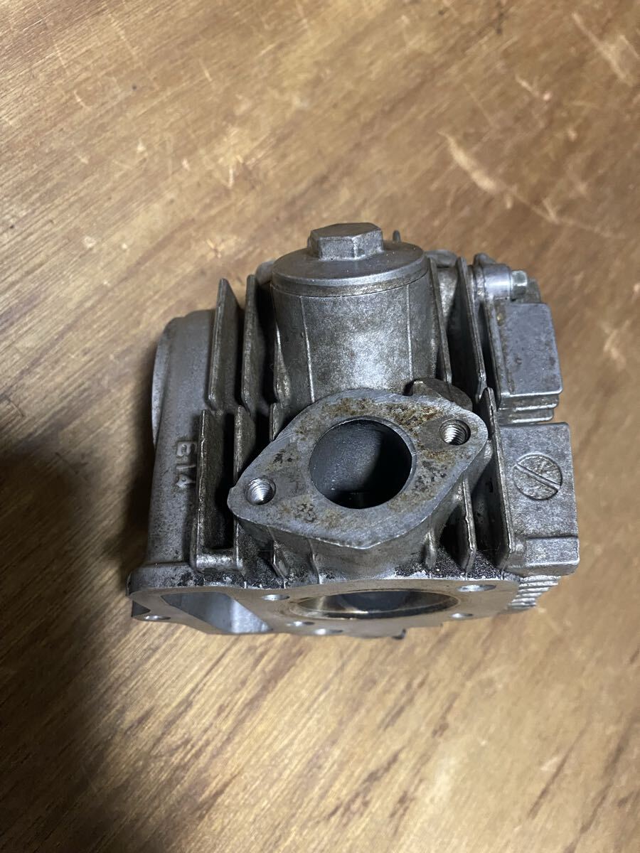 ダックス70 エンジン 希少 E2ヘッド 浮き文字 クラッチ付き 6V DAX70