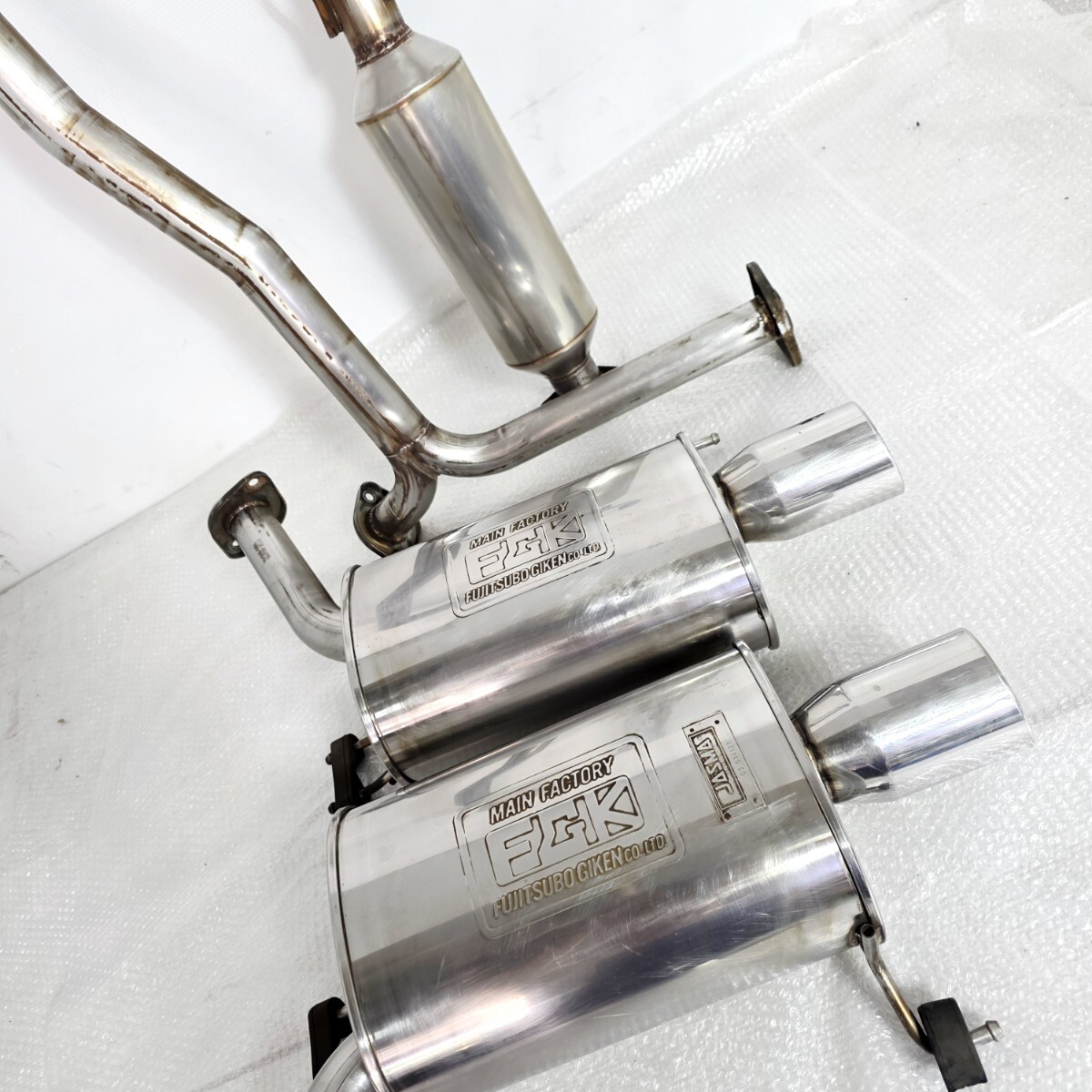 アコードユーロR CL7用マフラー フジツボ Legalis R 美品の落札情報