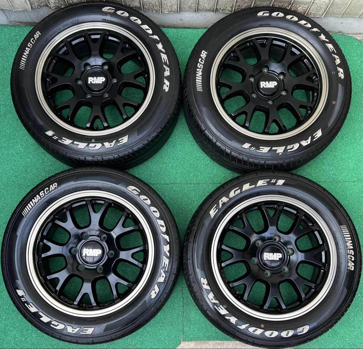 超美品】ハイエース フレックス限定カラー バルベロ タイヤホイール