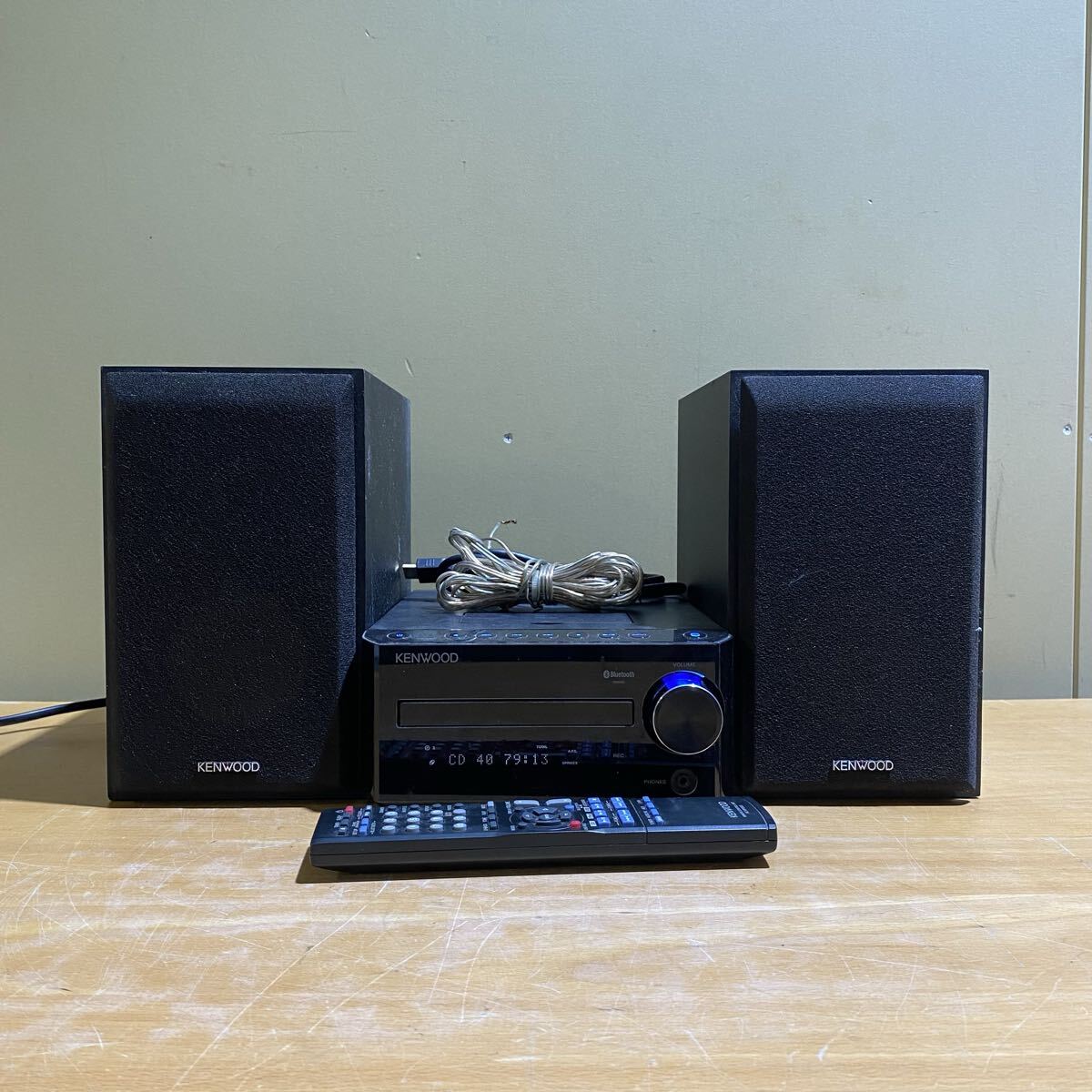 中古】KENWOOD ケンウッド メモリーナビ MDV-333 CD/DVD/SD/USB