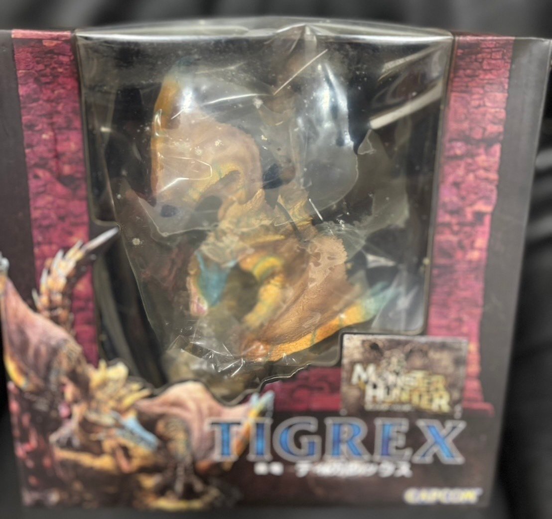 モンスターハンター スタンダードモデルplus 金雷公ジンオウガ 荒鉤爪
