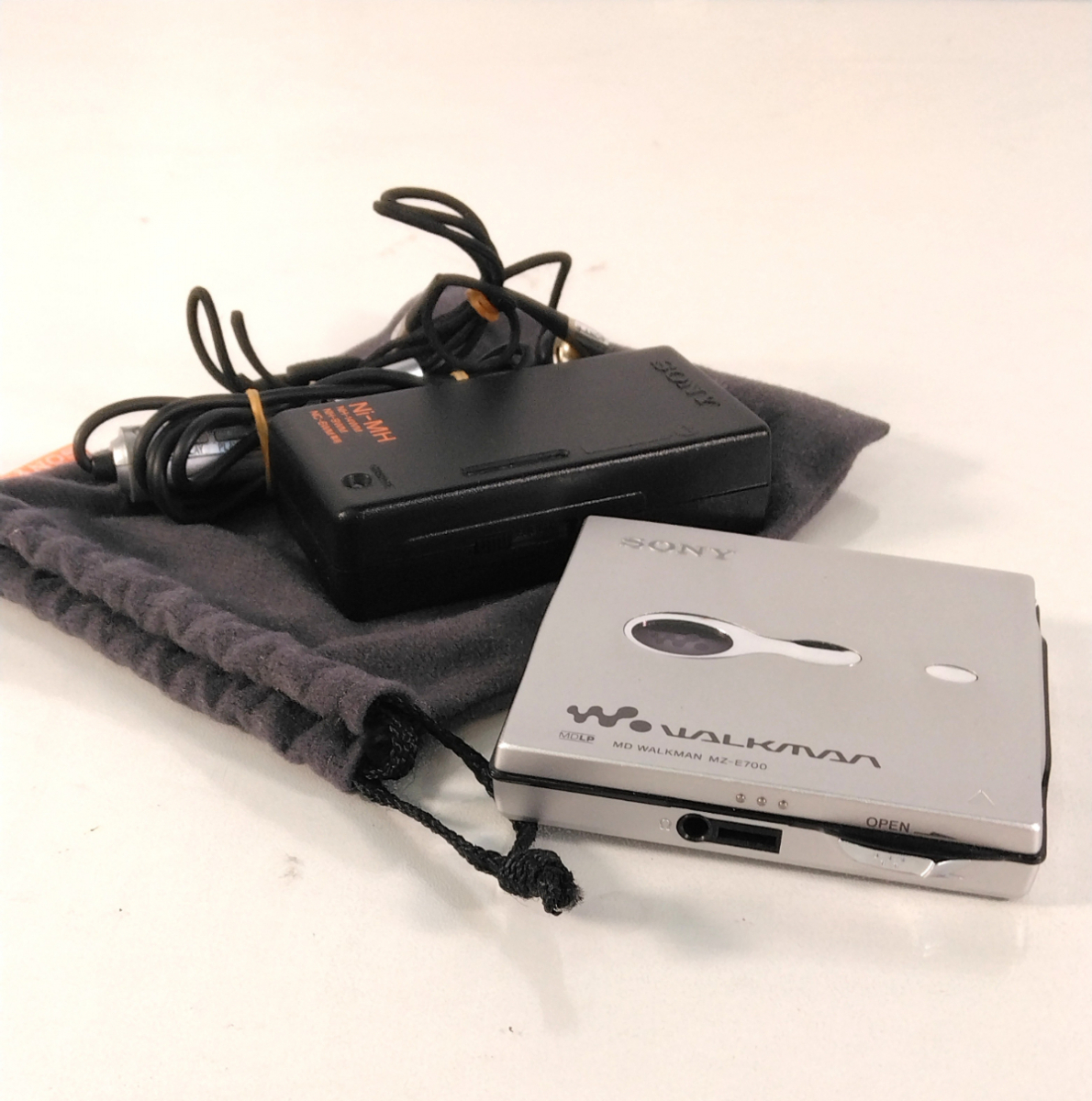 美品 SONY ソニー MDウォークマン MZ-E630 WALKMAN ピンク ポータブル