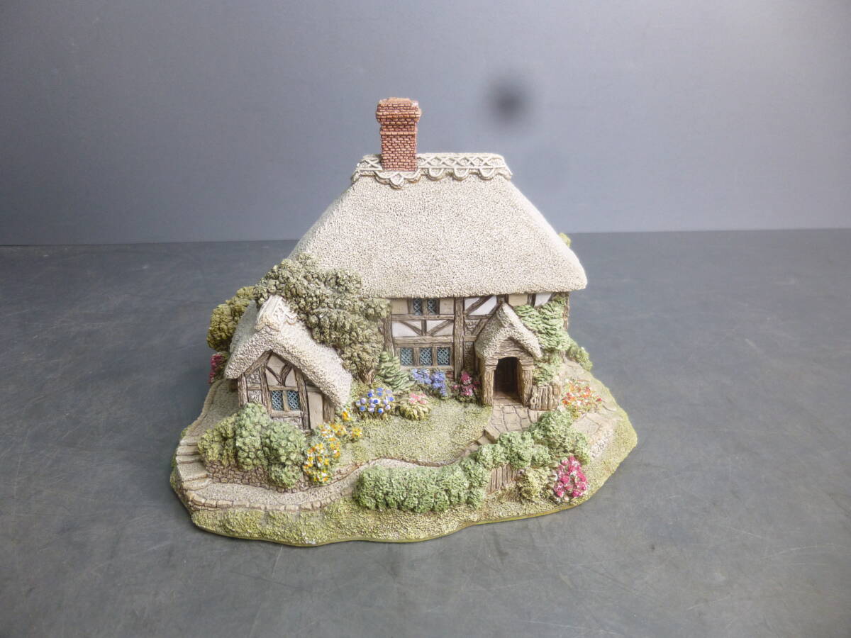リリパットレーン Lilliput Lane 「 We Plough the Fields and Scatter