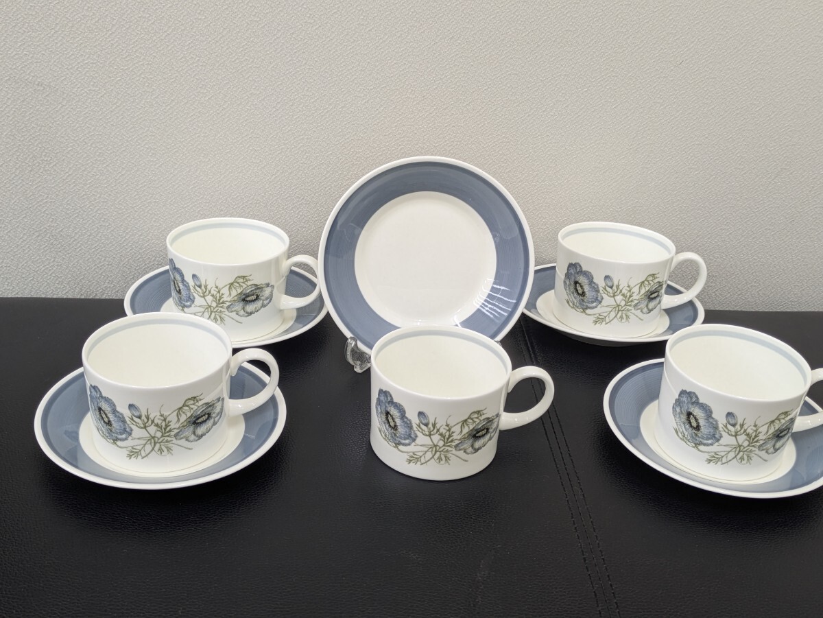 中古】【美品】ウェッジウッド ボーンチャイナ テーブルクロック BLUE