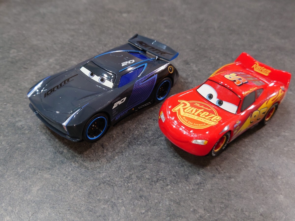 新品】在庫3 【新品】 カーズ トミカ クルーズ・ラミレス (ジャクソン