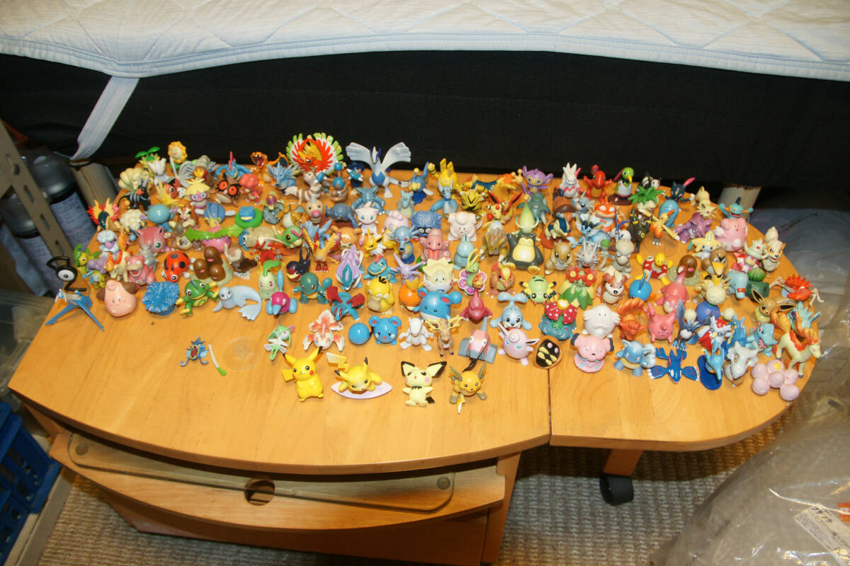 ポケモンキッズ　指人形　色違い　フシギダネ　フシギソウ　フシギバナ ポケモンキッズ 色違い 4点セットフシギダネ フシギソウ フシギバナ