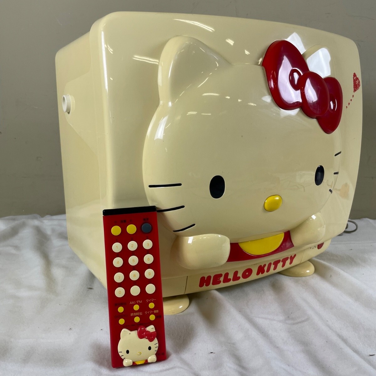 中古】初代ハローキティテレビ c-14kty 専用リモコン付き 電源OK 即決