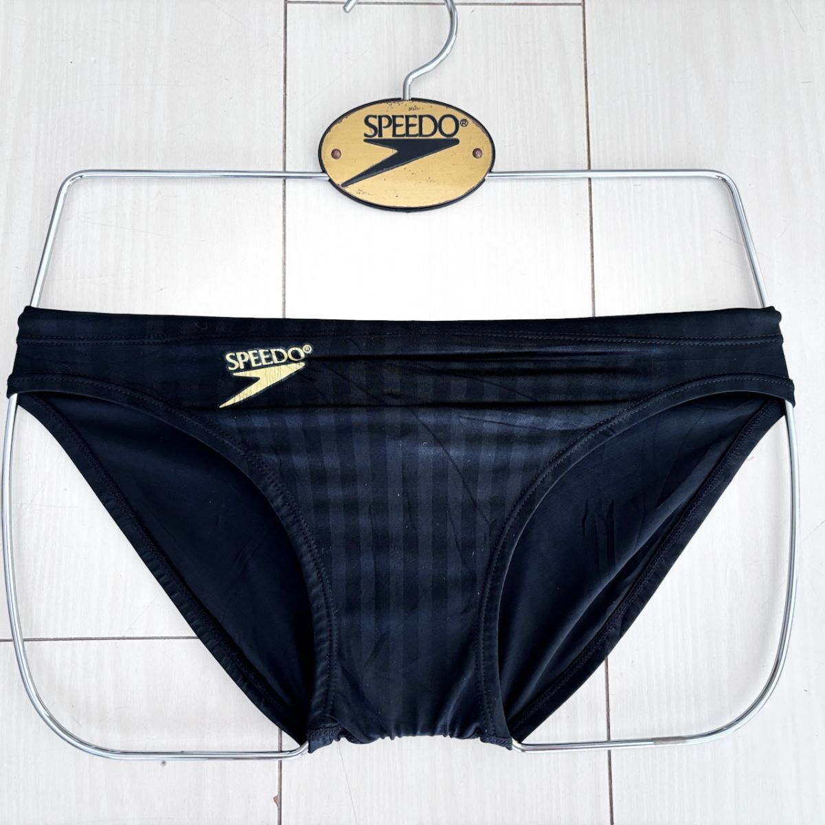 中古】スピード女子競泳水着SアクアブレードΣ光沢赤閃光柄旧ミズノ製の