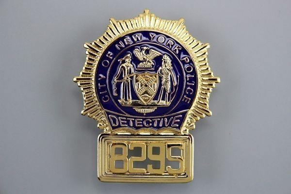 BQ3028 NYPD ニューヨーク市警察 認識番号 8295 ダイ・ハード4