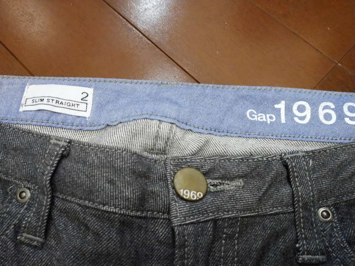中古 Gapギャップ レディース スリムストレートジーンズ サイズ2 グレーデニム股上浅めフルレングスウィメンズ の落札情報詳細 ヤフオク落札価格情報 オークフリー スマートフォン版