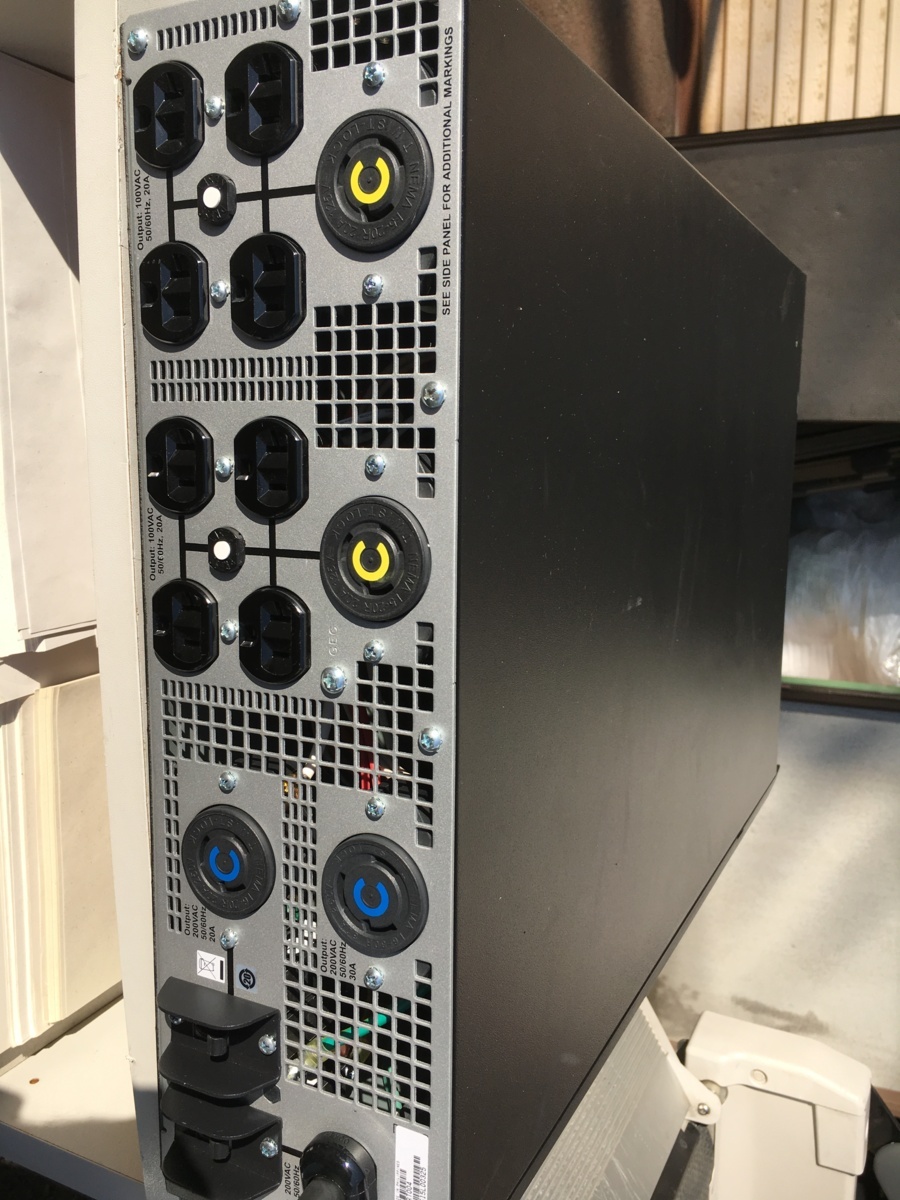 APC [SURT004] Smart-UPS RT用 変圧器　200→100V APC [SURT004] Smart-UPS RT用 変圧器 200→100V APC [SURT004] Smart