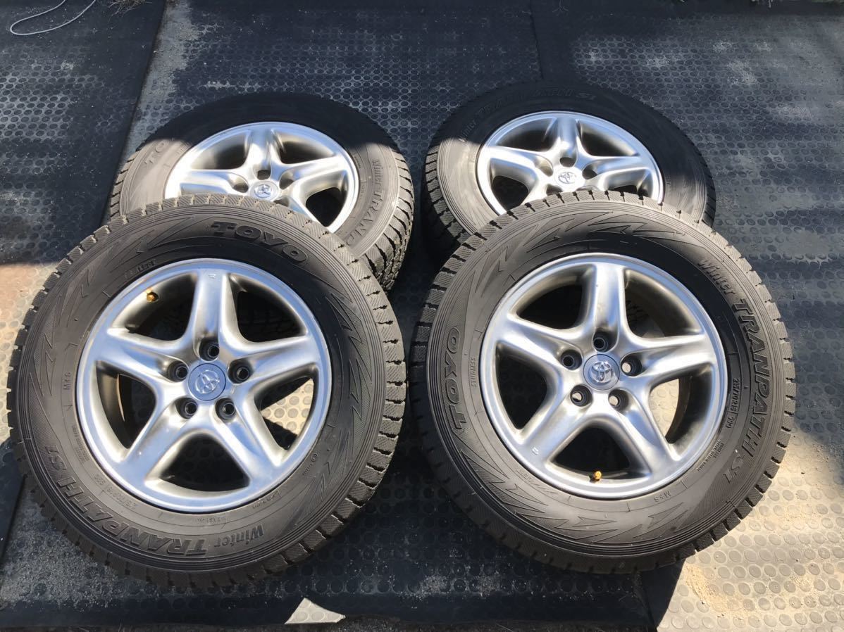 215/70R16 TOYO スタッドレス4本 溝有 ハリアー デリカD:5 他 215