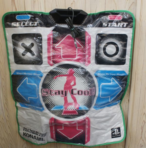 Ddr専用コントローラー Playstation用 コナミ ダンレボ 家庭用 ダンスダンスレボリューション ソフト 箱付き の落札情報詳細 ヤフオク落札価格情報 オークフリー スマートフォン版