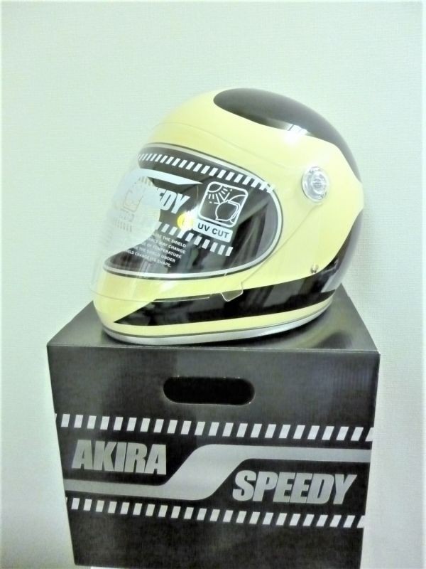 AKIRA ヘルメット M goodsショッピングサイト/商品詳細 AKIRA アイボリー Mサイズ