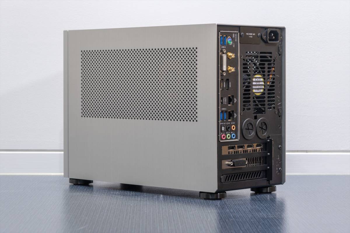 ジ*ス様 自作PC Core i7 7700K,GeForce GTX 1080 Amazon.co.jp: 【整備済み品】ゲーミングPC デスクトップPC