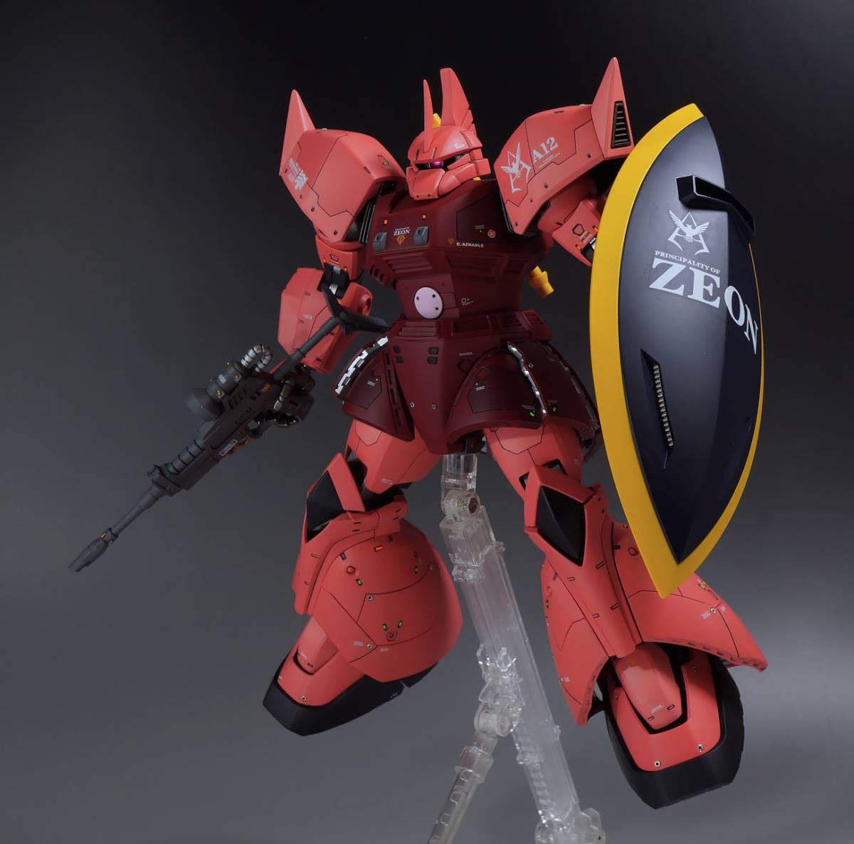 MG 1/100 シャア専用ゲルググVer.2.0 改修塗装済み完成品の落札情報
