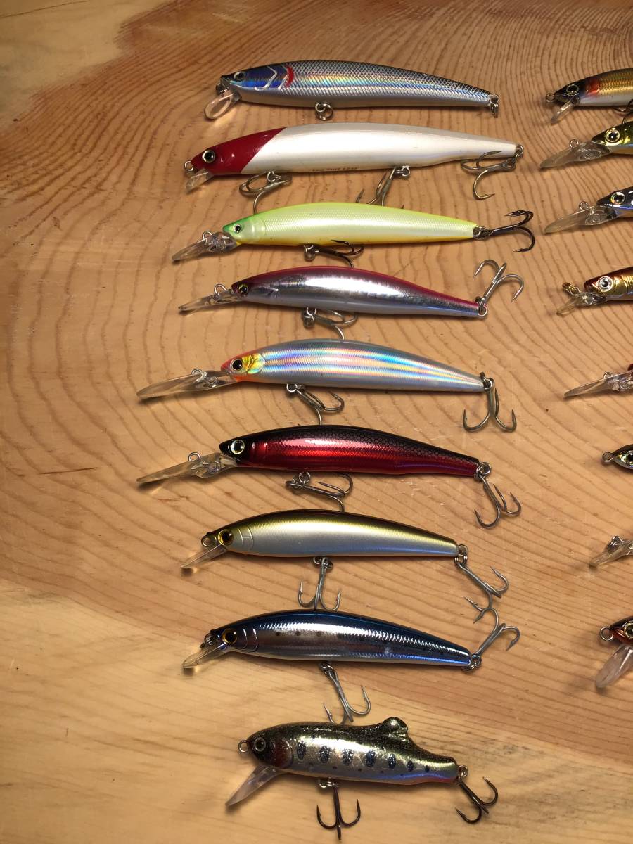 Bassday バスディ Saurus ザウルス Rapala ラパラ 他各メーカー ２点リペイド品有り トラウトルアー ２６点 セット まとめ の落札情報詳細 ヤフオク落札価格情報 オークフリー スマートフォン版