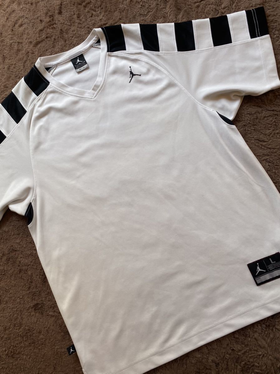 美品 Nike Air Jordan Dry Fit おしゃれ ロゴプリント バスケット Tシャツ ナイキ エアジョーダン Sizel レア 人気商品 吸汗速乾 の落札情報詳細 ヤフオク落札価格情報 オークフリー スマートフォン版