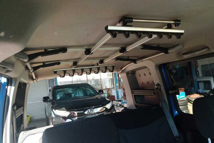 モビリオスパイク サイド アシストバー クロスバー 車載 ロッドホルダー付き の落札情報詳細 ヤフオク落札価格情報 オークフリー スマートフォン版