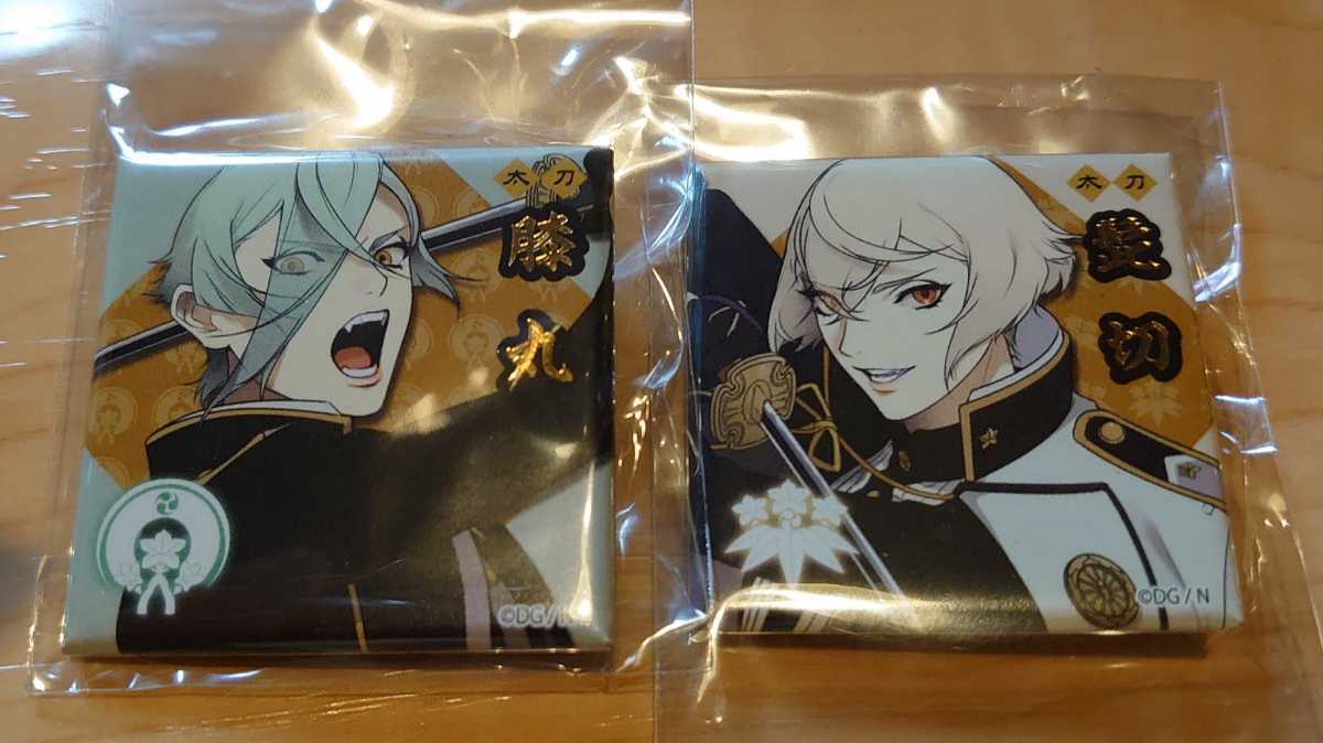 新品 刀剣乱舞 髭切 膝丸 源氏兄弟 缶バッジ スクエア缶バッジコレクション とうらぶ の落札情報詳細 ヤフオク落札価格情報 オークフリー スマートフォン版