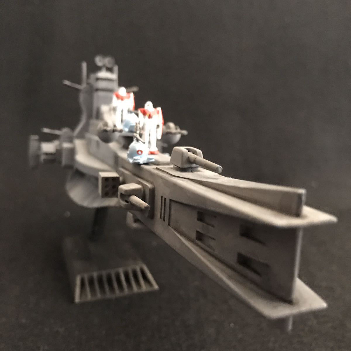 完成品 1/1200 地球連邦軍 巡洋艦 サラミス (ジム、ボール各3体付き