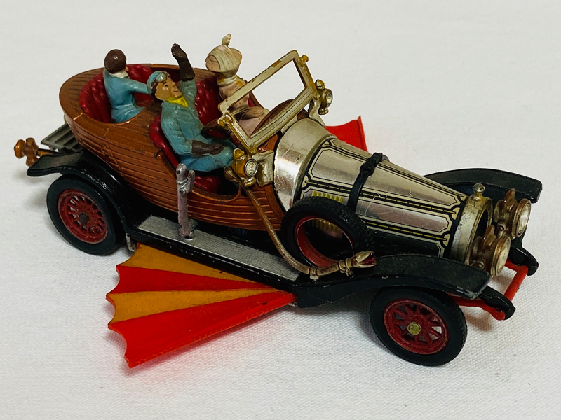 当時物 コーギー Corgi チキチキバンバン Chitty Chitty Bang Bang イギリス製 ビンテージ 昭和レトロ の落札情報詳細 ヤフオク落札価格情報 オークフリー スマートフォン版