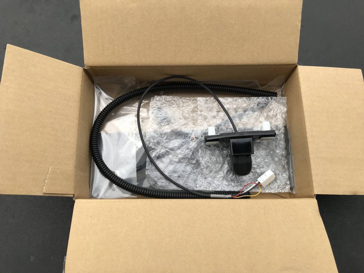 TOYOTA カメラセット（リア） 08634-28290 新品】新品・未使用！！トヨタ純正リアカメラセット・品番08634-28290