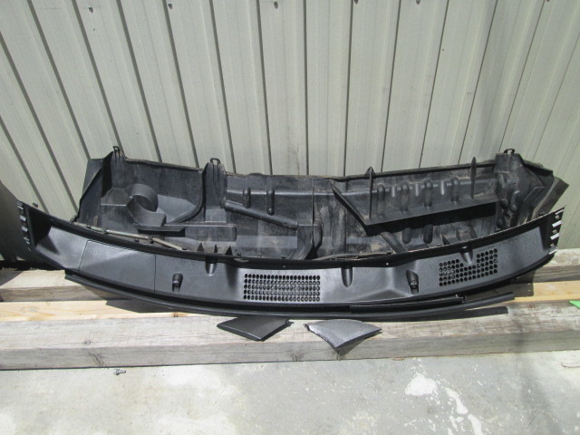 タント DBA-L375S カウルトップパネル 55708-B2051