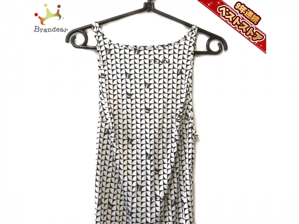 フェンディ Fendi サイズ42 M 白 黒 レディース キャミワンピ ひざ丈 ワンピース の落札情報詳細 ヤフオク落札価格情報 オークフリー スマートフォン版