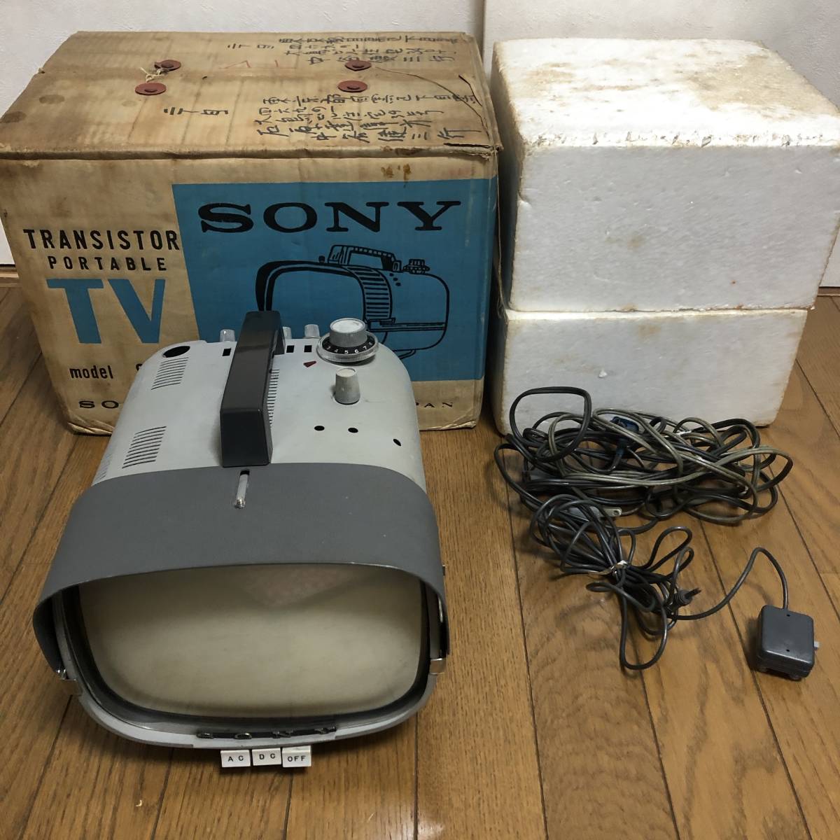 ジャンク品】SONY トランジスターテレビ 9-304 箱付き ソニー