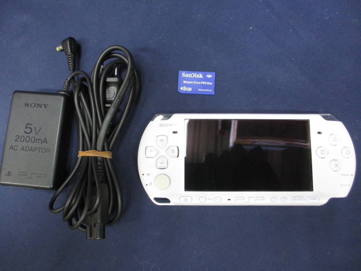PSP3000 ホワイト 本体 ソフト付き PSP PSP3000 パールホワイト一式セットケース（ブラック）付
