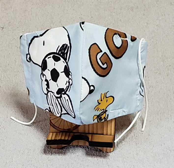 新品 ハンドメイド 布マスク カバー 立体 マスクカバー 子供用 使い捨てマスクと合わせて スヌーピー柄 ポリエステル100 1枚 の落札情報詳細 ヤフオク落札価格情報 オークフリー スマートフォン版