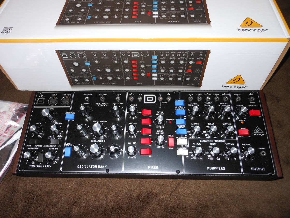 ぽんさん専用　Behringer Model D ユーロラック モジュラーシンセ ぽんさん専用 Behringer Model D ユーロラック モジュラーシンセ