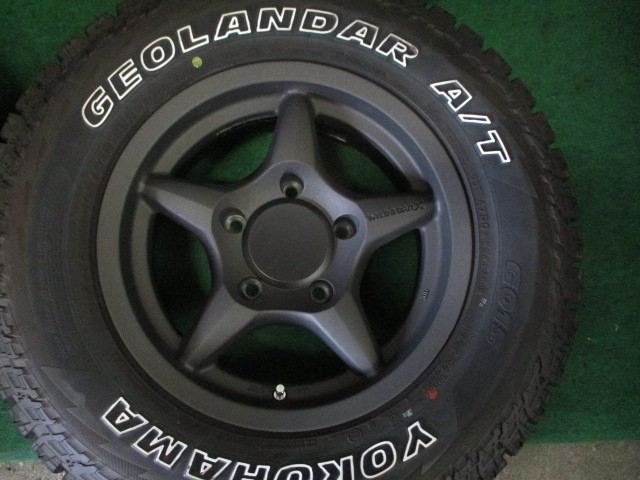 JB74に使用 APIO アピオ ワイルドボア 7Jオフセット-15 215/75/15