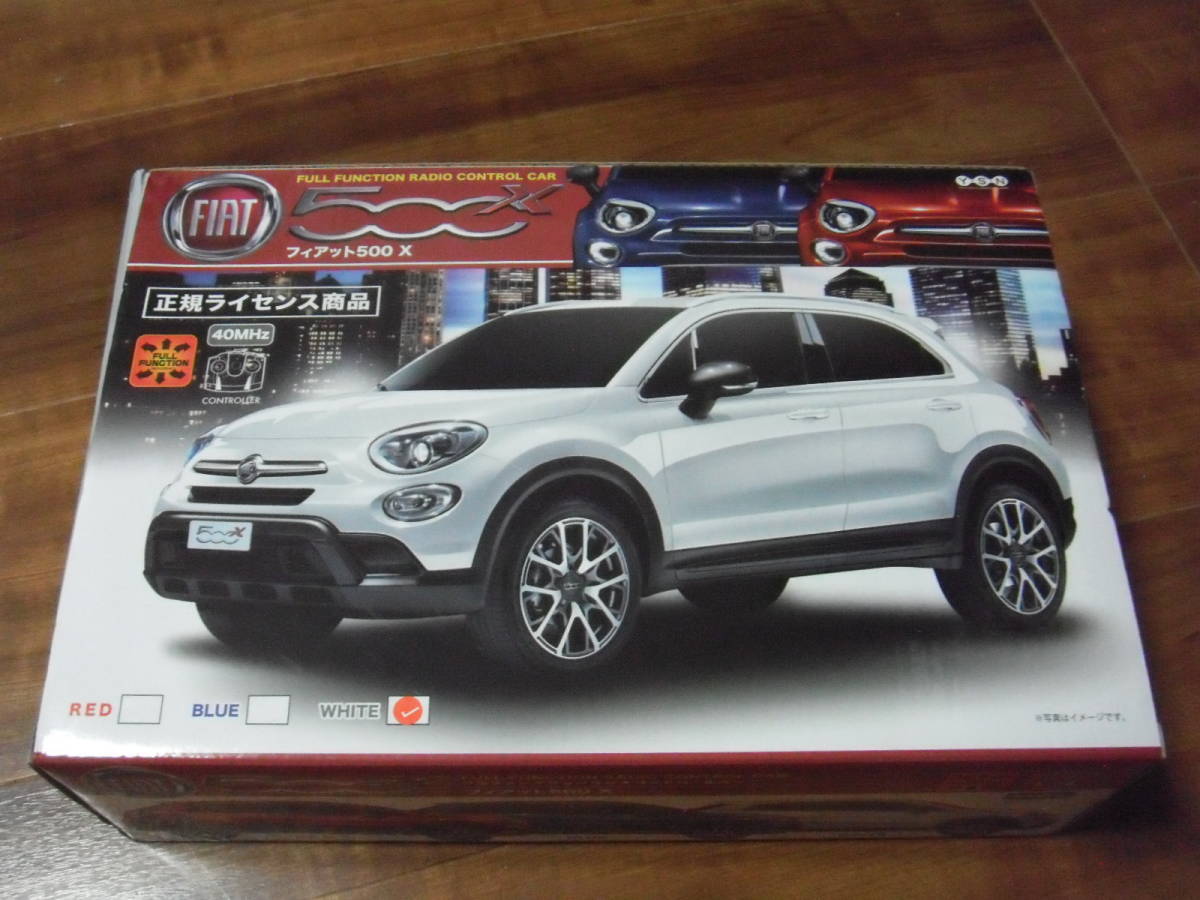 ■ ラジコン「FIAT 500X」未使用　白系　ホワイト ☆フィアット☆ 500X ラジオコントロールカー ラジコン ミニカー FIAT