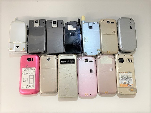 1円～ ジャンク 中古 ドコモ ソフトバンク ツーカー 携帯電話 13点